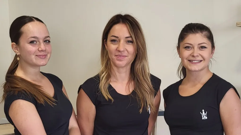 L'équipe Naeva, Institut de beauté à Rennes, cliente Agenza